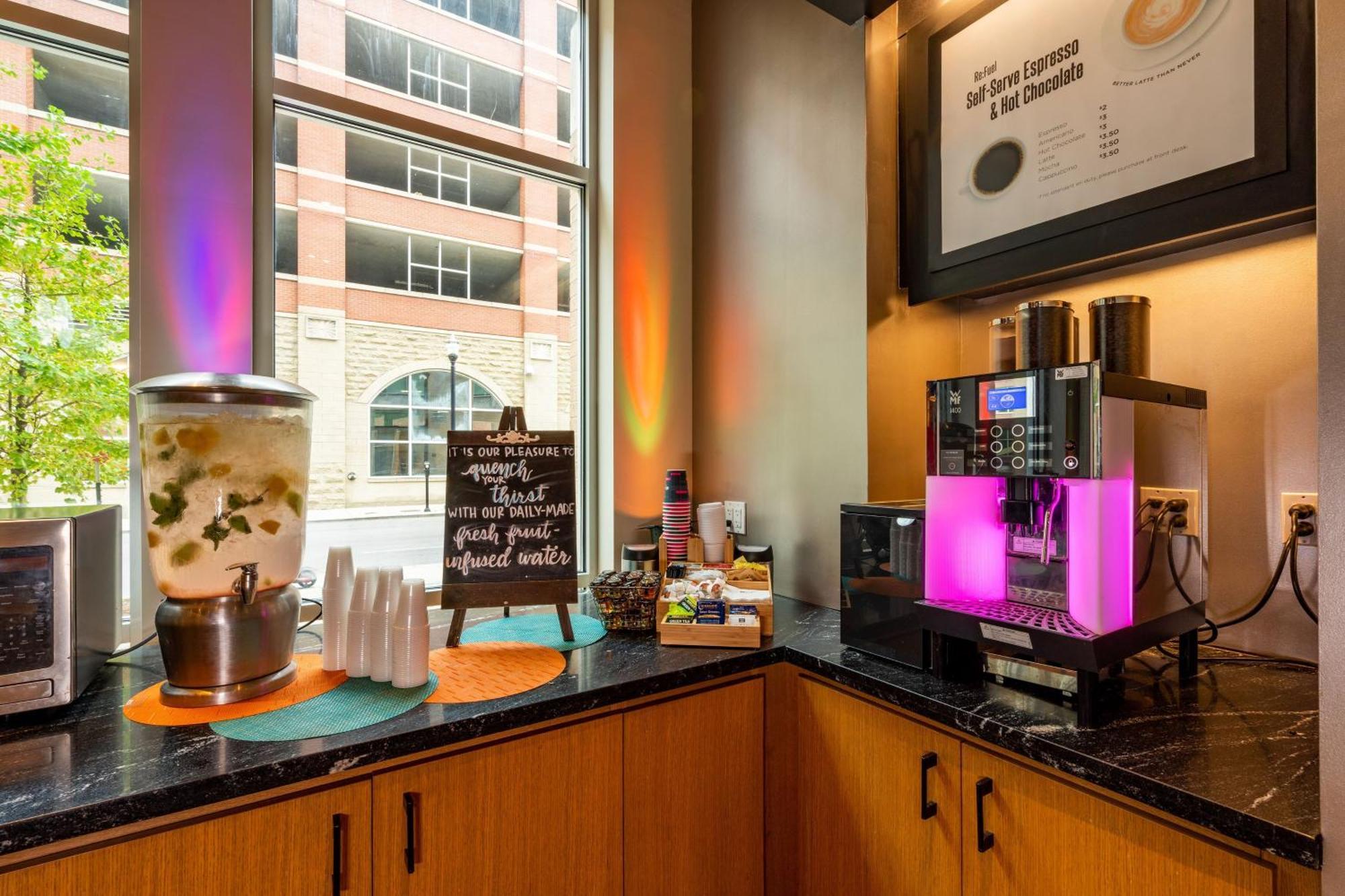 Aloft Louisville Downtown Exterior foto